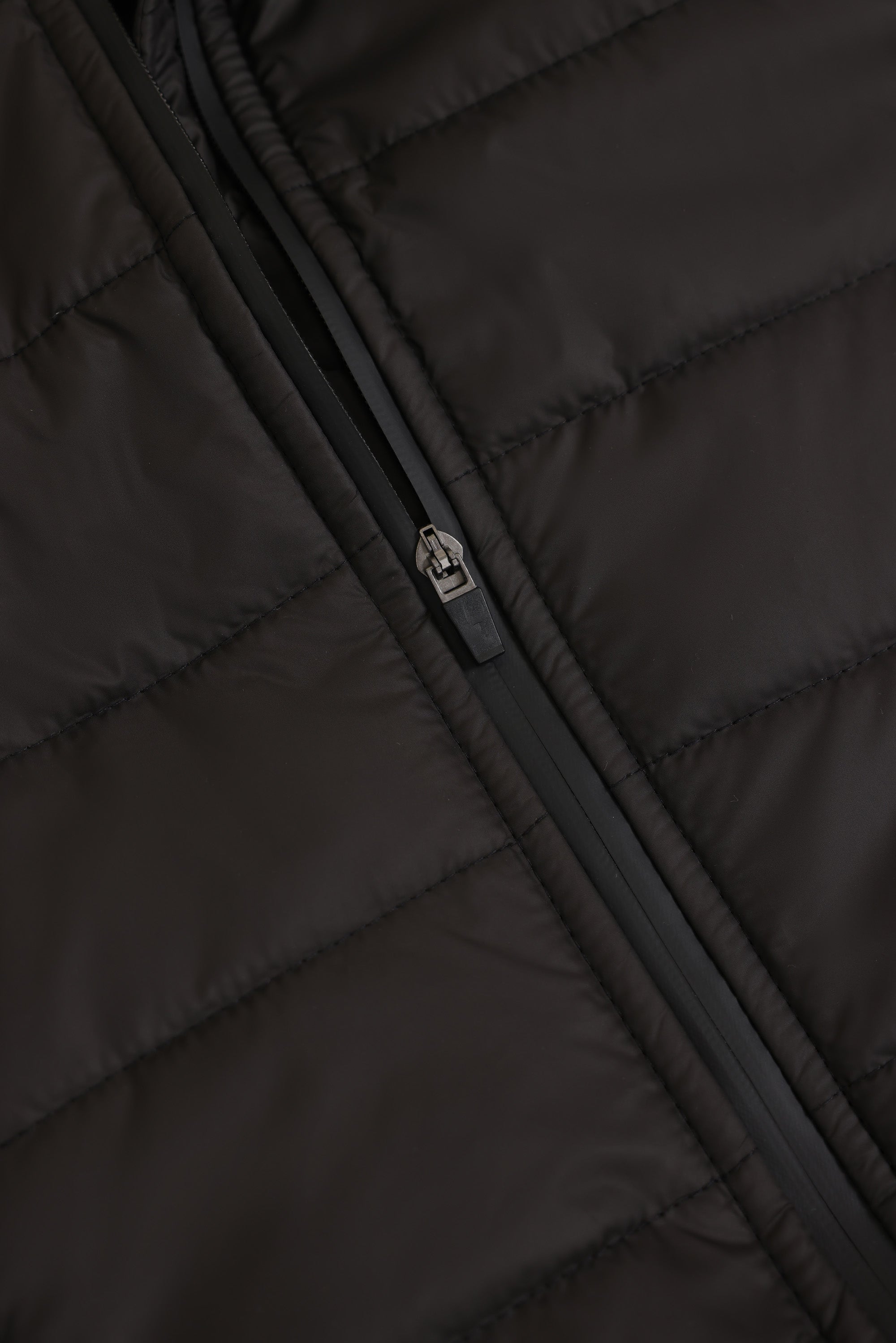 Light Weight Puffer Jacket - Midnight Black